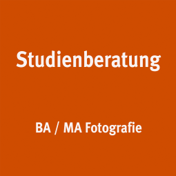 Mappen- & Studienberatung - Schwerpunkt BA/MA Fotografie - Prof. Susanne Brügger